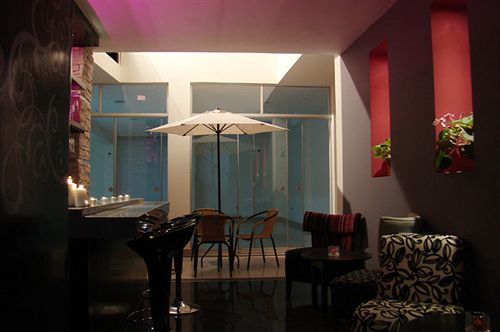 Hostal Media Luna Трухильо Екстериор снимка